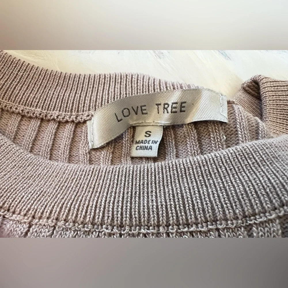 Love Tre Ribbed Knit Cropped Top Long Sleeve Tan Size Small New No Tags